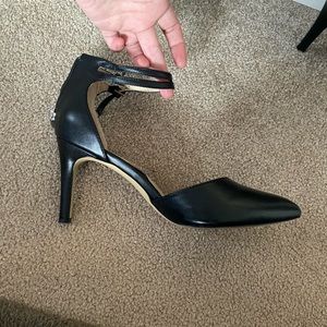 Adrienne Vittadini heels